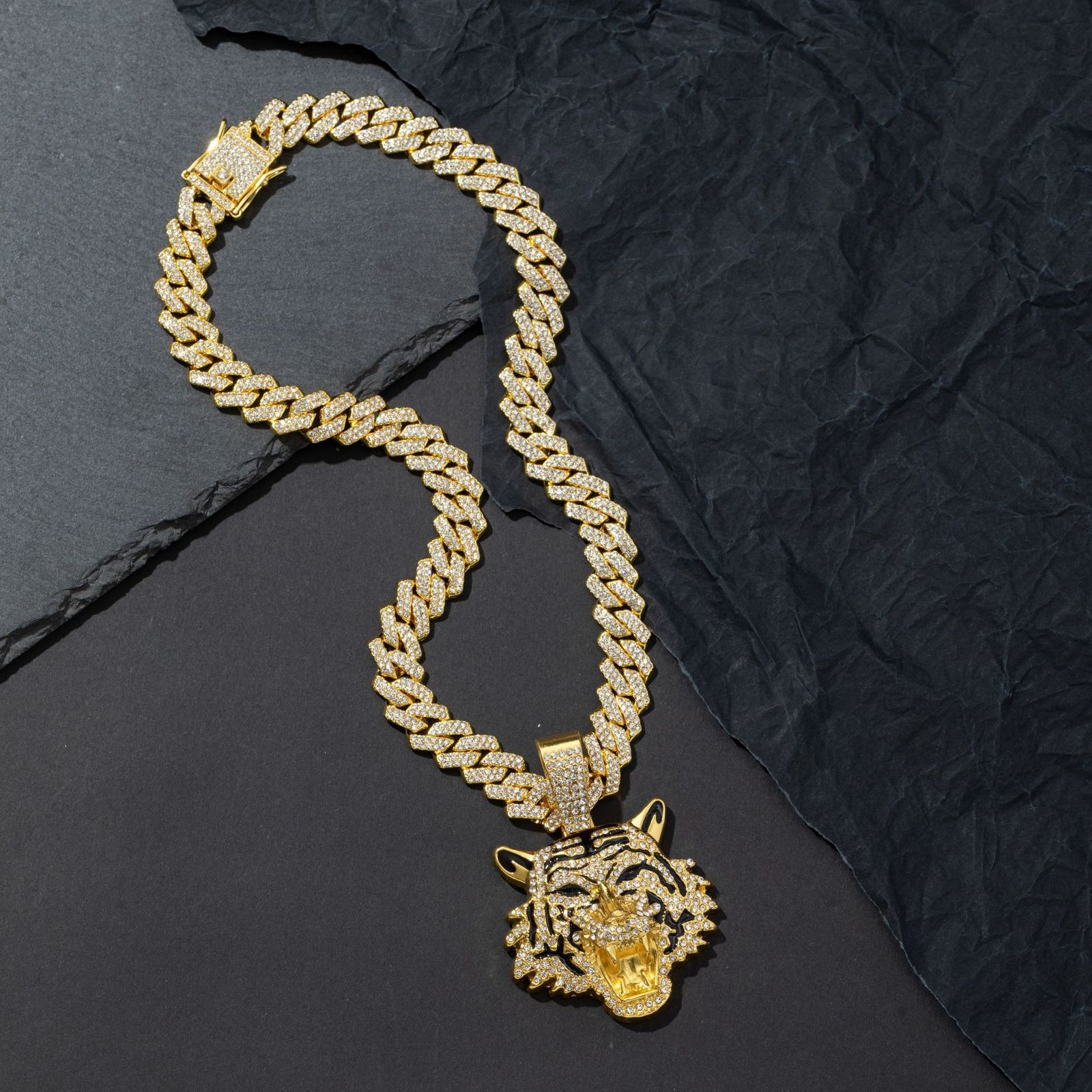 Unique Zinc Alloy Dominant Tiger Pendant Cuban Chain Hip Hop Cool Punk Niche Inlaid Necklace 250710