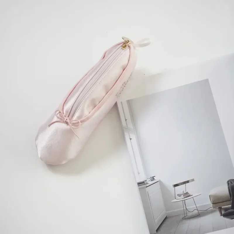 1PC Creative Simulation Pink Ballet Shoes Pen Bag Portable Beautiful Girl Zipper Pencil Case Makeup Bag School Supplies Kid Gift y250709