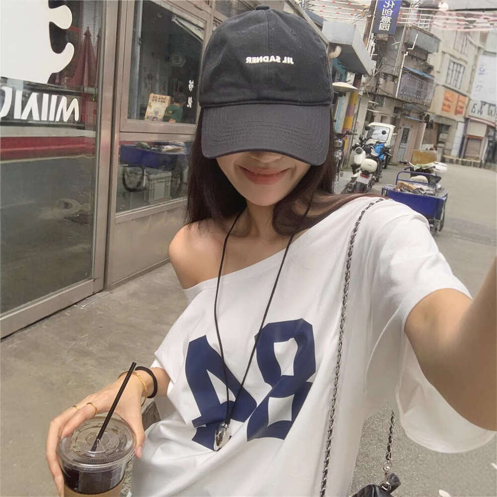 Design Sense Letter Print Off-Shoulder T-Shirt Summer New Casual Loose Mid-Length Student Top For Women B5