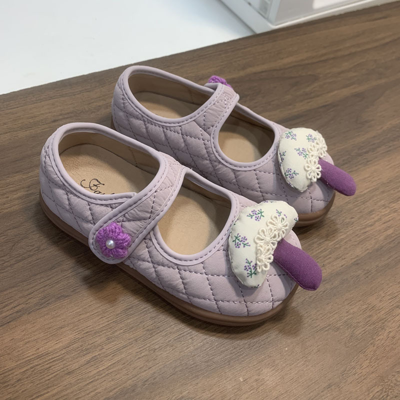 Autumn Girls Princess Shoes Cute Pendant Little Chanel Style Diamond Shaped Shallow Mouth Single Shoes Little Girls Shoes Trendy 250710
