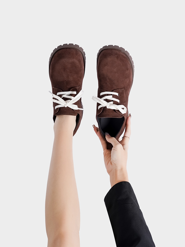 Stylish Fashion Women Leather Shoes Oversized Versatile Round Toe Leather Thick Sole Chunky Rock Gothic Shoes Leather Non-Slip Air Cushion Comfortable