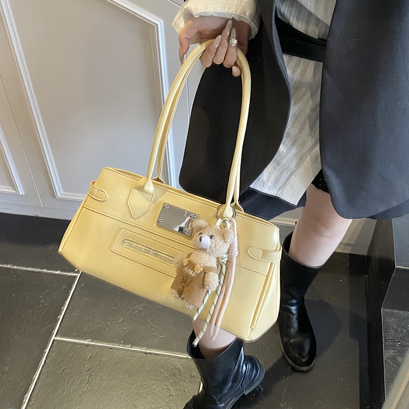 Free shipping designer Summer Commuting Large Capacity Women Bag 2025 New Fashion Versatile Shoulder Bag Underarm Bag Super Popular Handbag Pillow Bag
