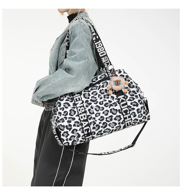 New Leopard-print Underarm Bags for Women in 2025 - Handheld Single-shoulder Travel Storage Bags Shoulder and Crossbody Bags