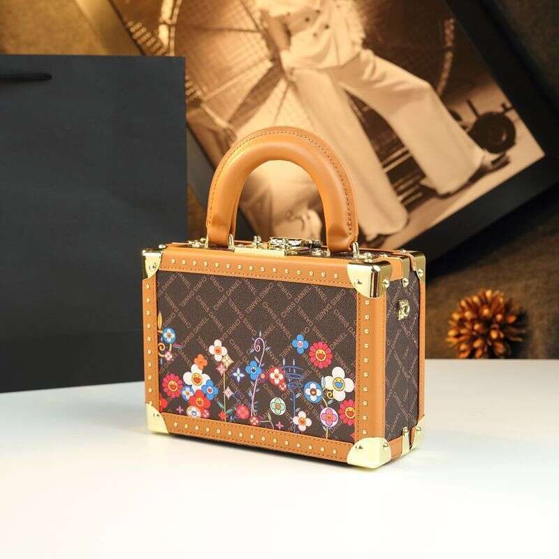 2025 New Elegant Exquisite Printed Box Fashionable Versatile Handbag Doctor Crossbody Bag for Women