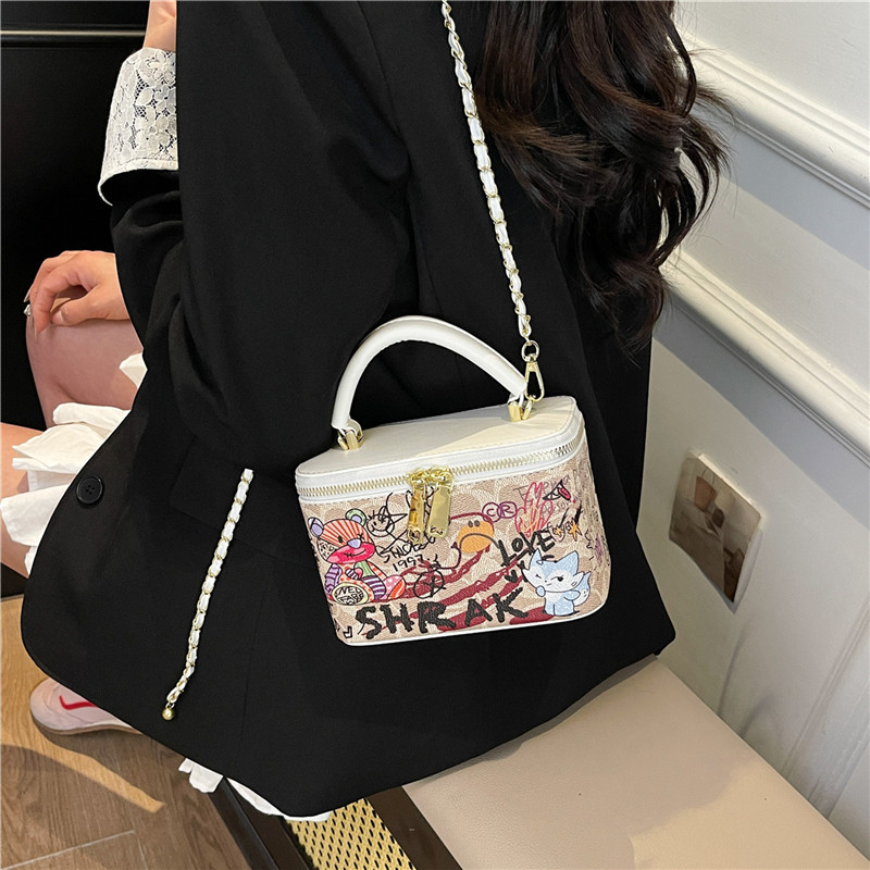 2025 hot new free shipping designer bags for womens pink white brown white Graffiti Box Bag Versatile Fashion Personalized Bag