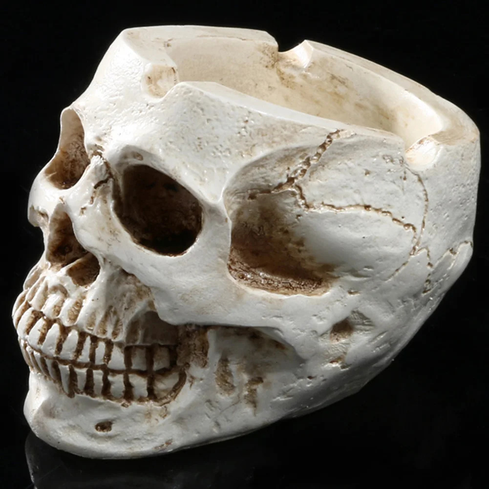 Skull Shaped Resin Ashtray Container Halloween Props Household Ornament 250710