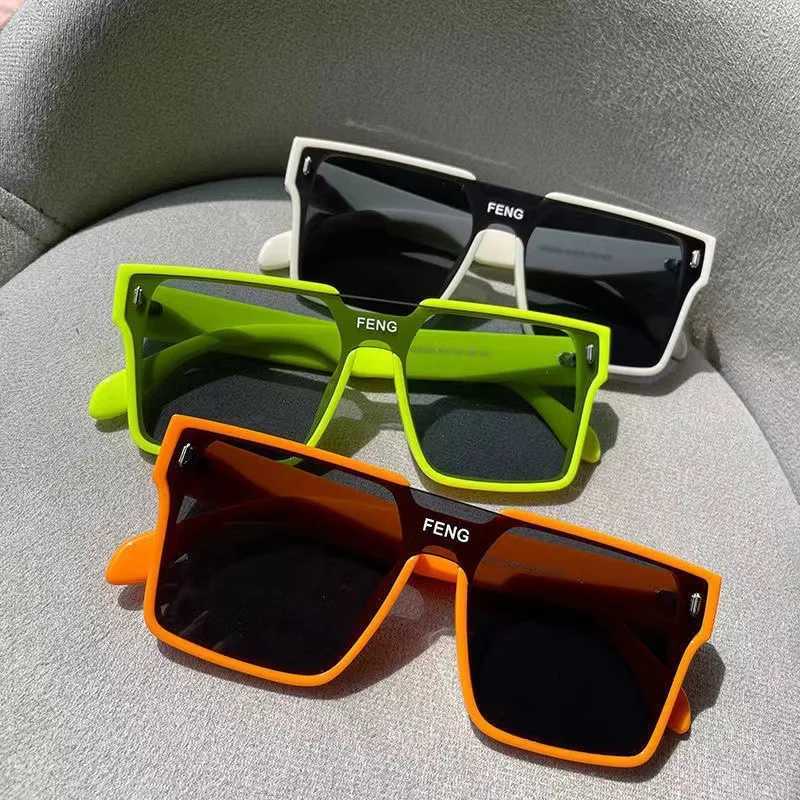 New Small Fe Square Sunglasses Wens Brand Designer Fashion Sunglasses Mens Outdoor Driving Eyewear UV400 Sunglasses W250709