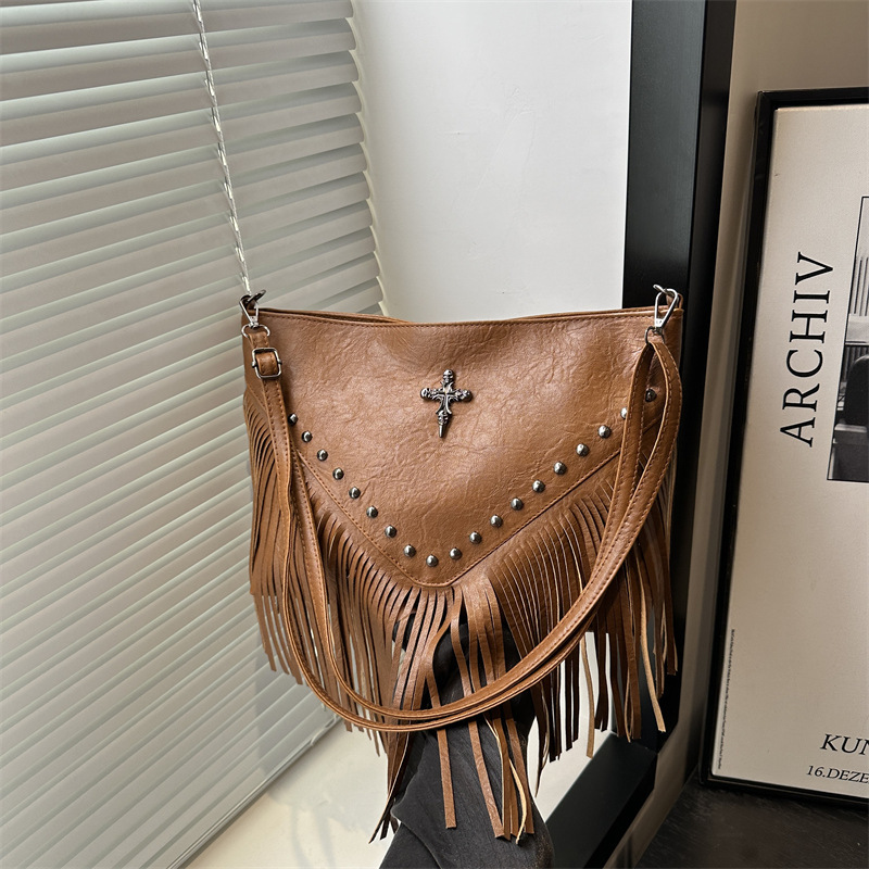 Luxury Brand Designer Bag Fashion Casual Shoulder Bag Niche Design Bag For Women 2025 New Korean Version Spring Crossbody Underarm Tote Bag