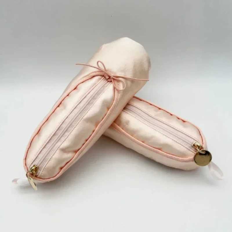 1PC Creative Simulation Pink Ballet Shoes Pen Bag Portable Beautiful Girl Zipper Pencil Case Makeup Bag School Supplies Kid Gift y250709