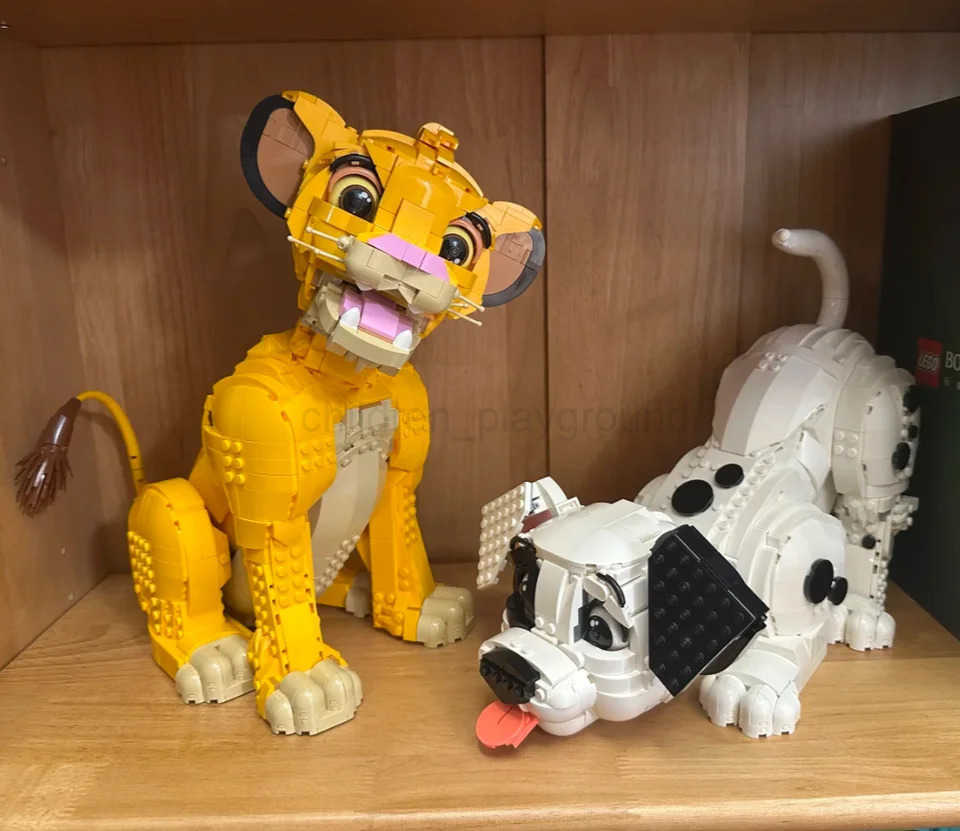 Disney Lion King Simba 43247 43269 101 Dalmatians Dog Building Block Series Adult Children Boys and Girls Assembly Toy Model Party W250710