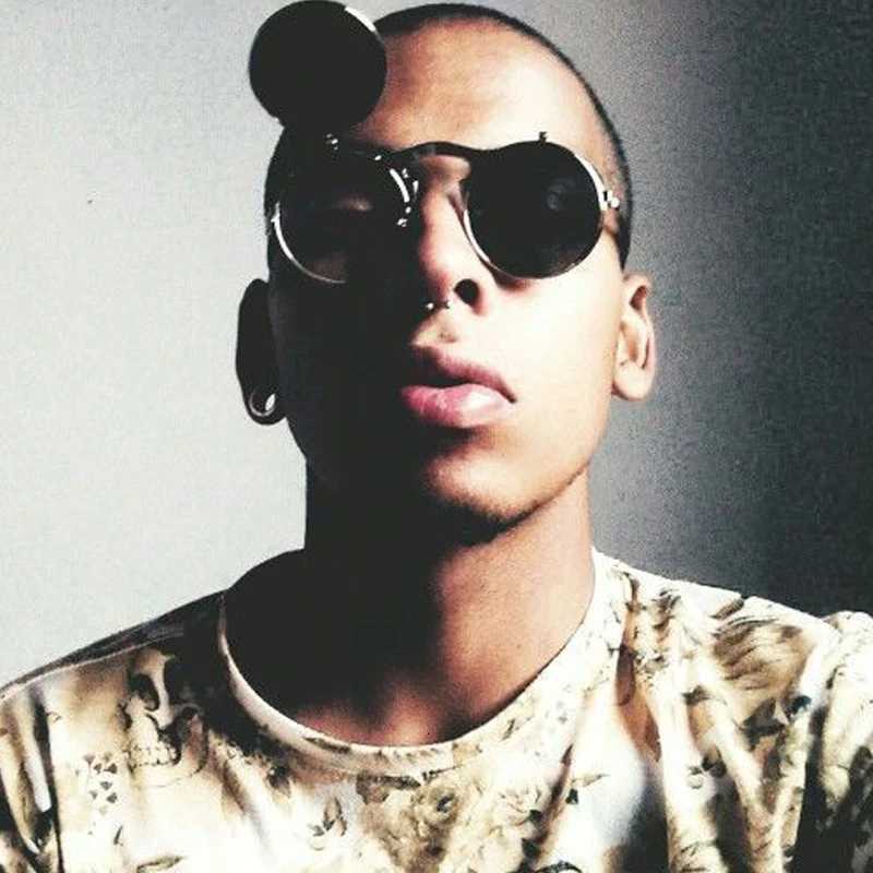 Retro Flip Round Sunes Man Wan Metal Steampunk Sty Sun es Ma Fa Doub Circar Car ns Eyees W250709