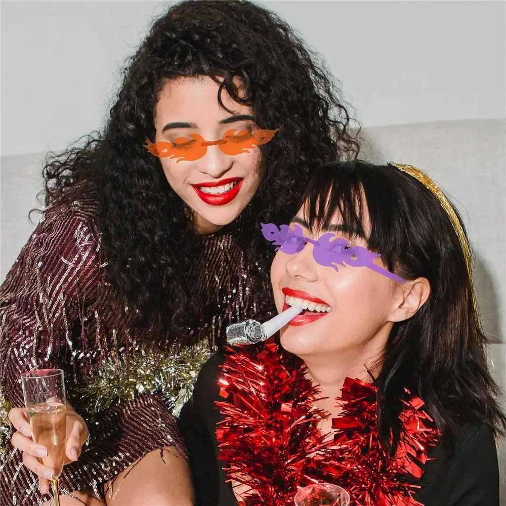 Fire Flame Sunes Wen Designer Rimss One Piece Sun es 2025 Trending gafas UV400 S Candy Color Party Eyewear W250709