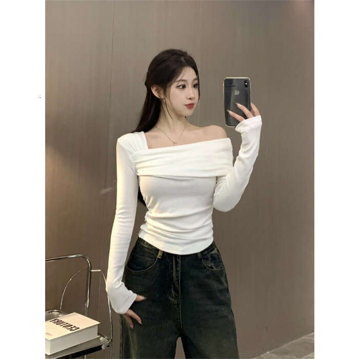 Pure Desire Sexy Hot Girl Long Sleeve Base Shirt Top For Women Autumn Winter Slim Velvet Asymmetrical Neck Off-Shoulder T-Shirt Trendy B5