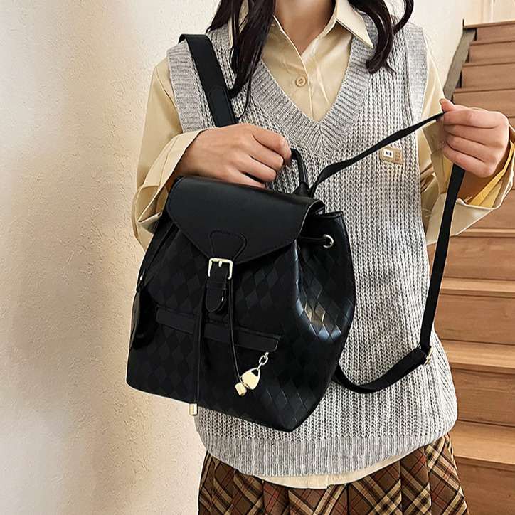 Free Shipping Designer Luxury Women's Backpack New Casual Women's Plaid Bag For Work Commute Travel Backpack Student Leisure Bag