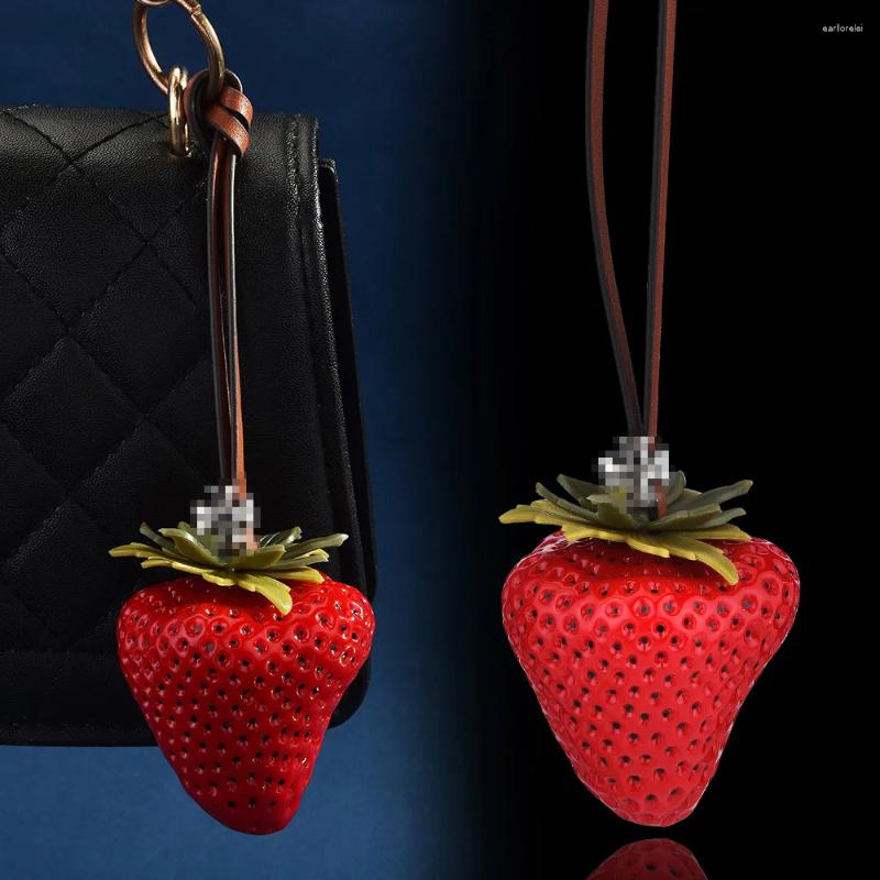 Keychains Three Dimensional Strawberry Bag Decoration With Personalized Leather Car Keychain Accessories