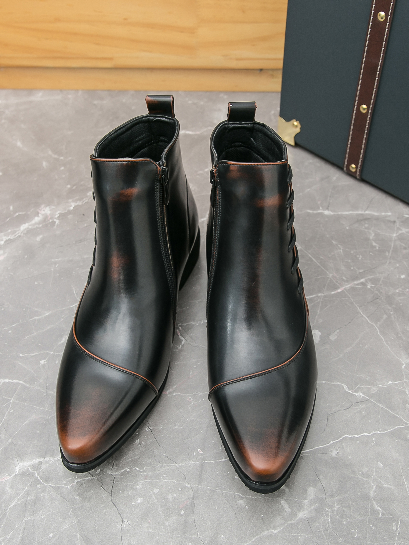 92345- New Fashion Martin Boots Men's Korean Edition British Pointed High Top Men's Trendy European and American Personalized Leather Shoes 