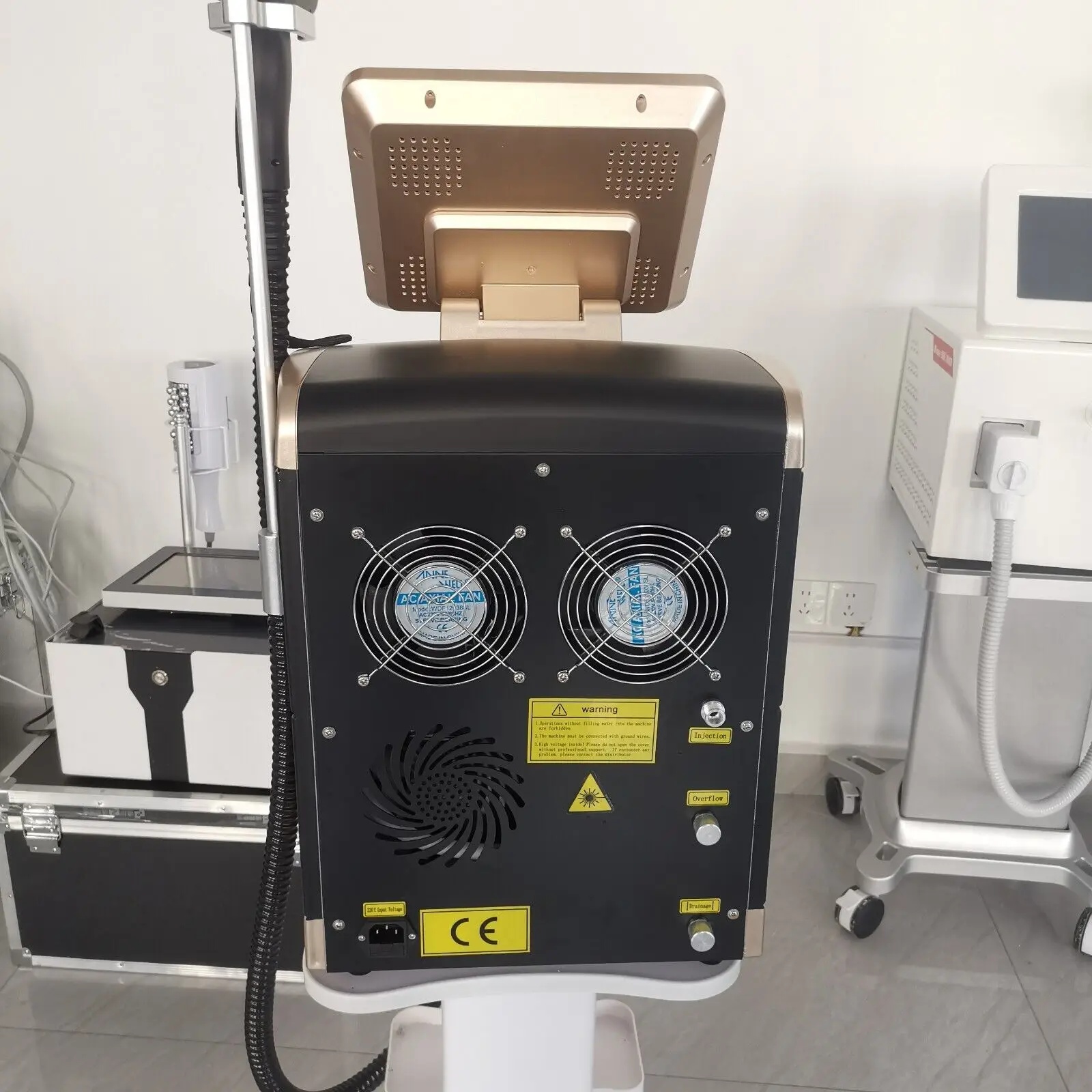 808nm Diode Laser Freezing Point Painless And Permanent Hair Removal With Three Wavelength 755nm 808nm 1064nm Equipment