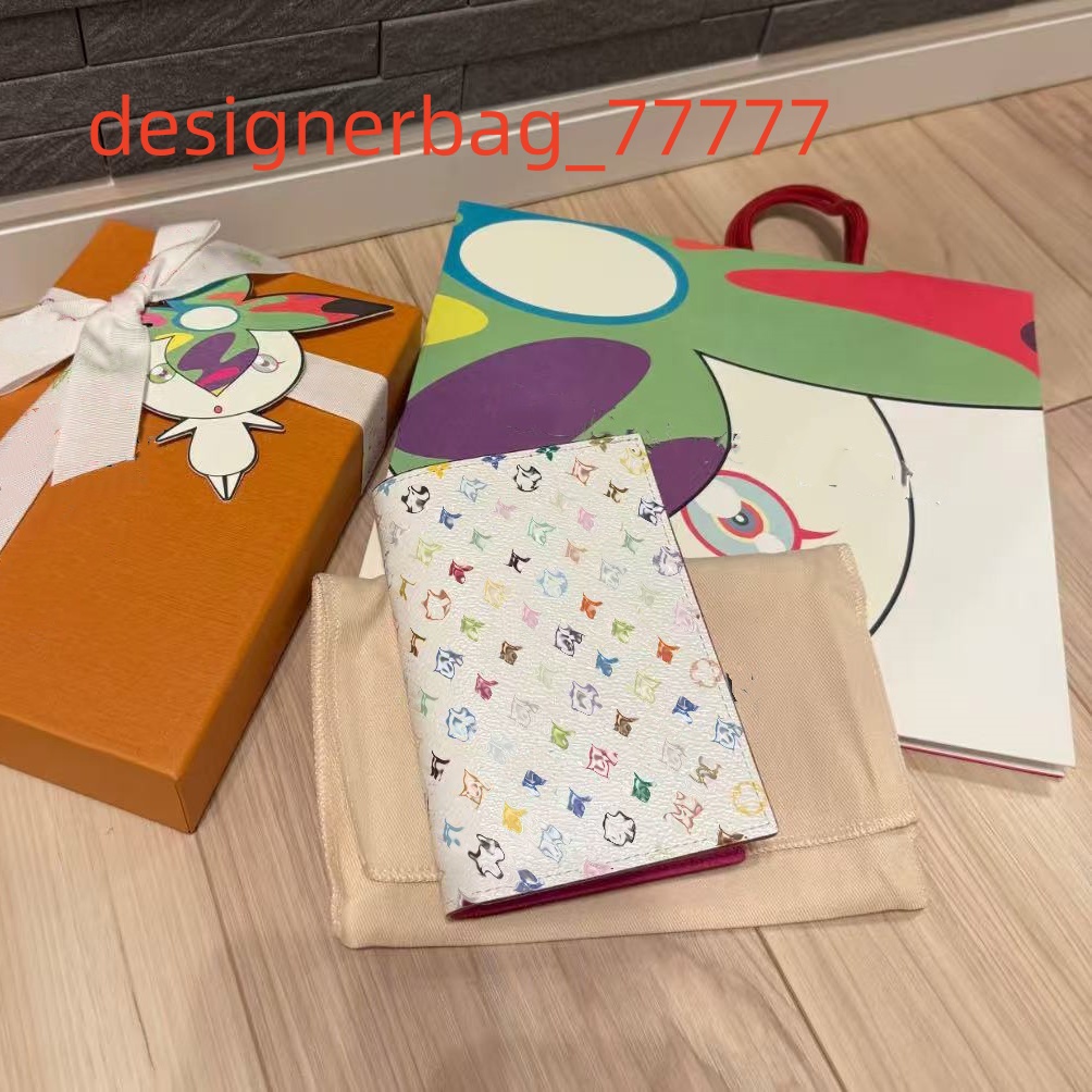 Passport Holder travel Designer Wallet for Men Women Classic exquisite cartoon purse can store passport Credit card business Wholesale retail available 14*10cm