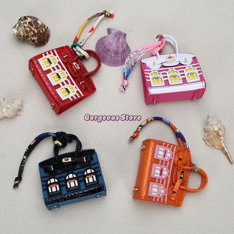 Keychains Mini Bag Little House Backpack Hanging Pendant Cute Creative Small Window Car Key Chain Earphone Charm Decoration