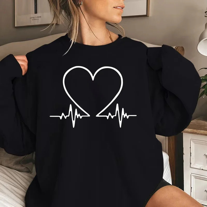 s Womens Tops in Heart Printing Sweatshirt Casual Versatile Pullover Woman Daily Commute Party Clothing Loose 250703