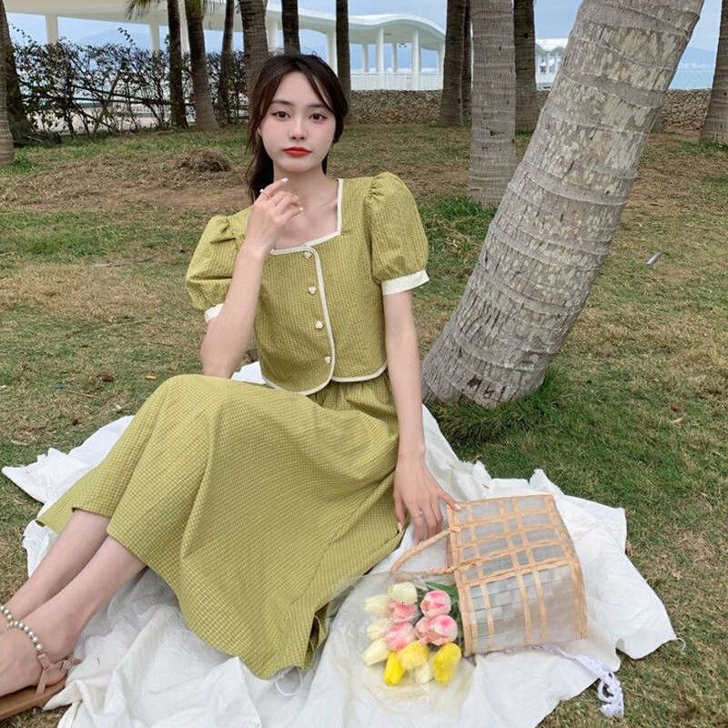 Summer New French Square Neck Puff Short Sleeve Shirt Women High Waist Mid-Length A-Line Skirt Gentle Style Set B5