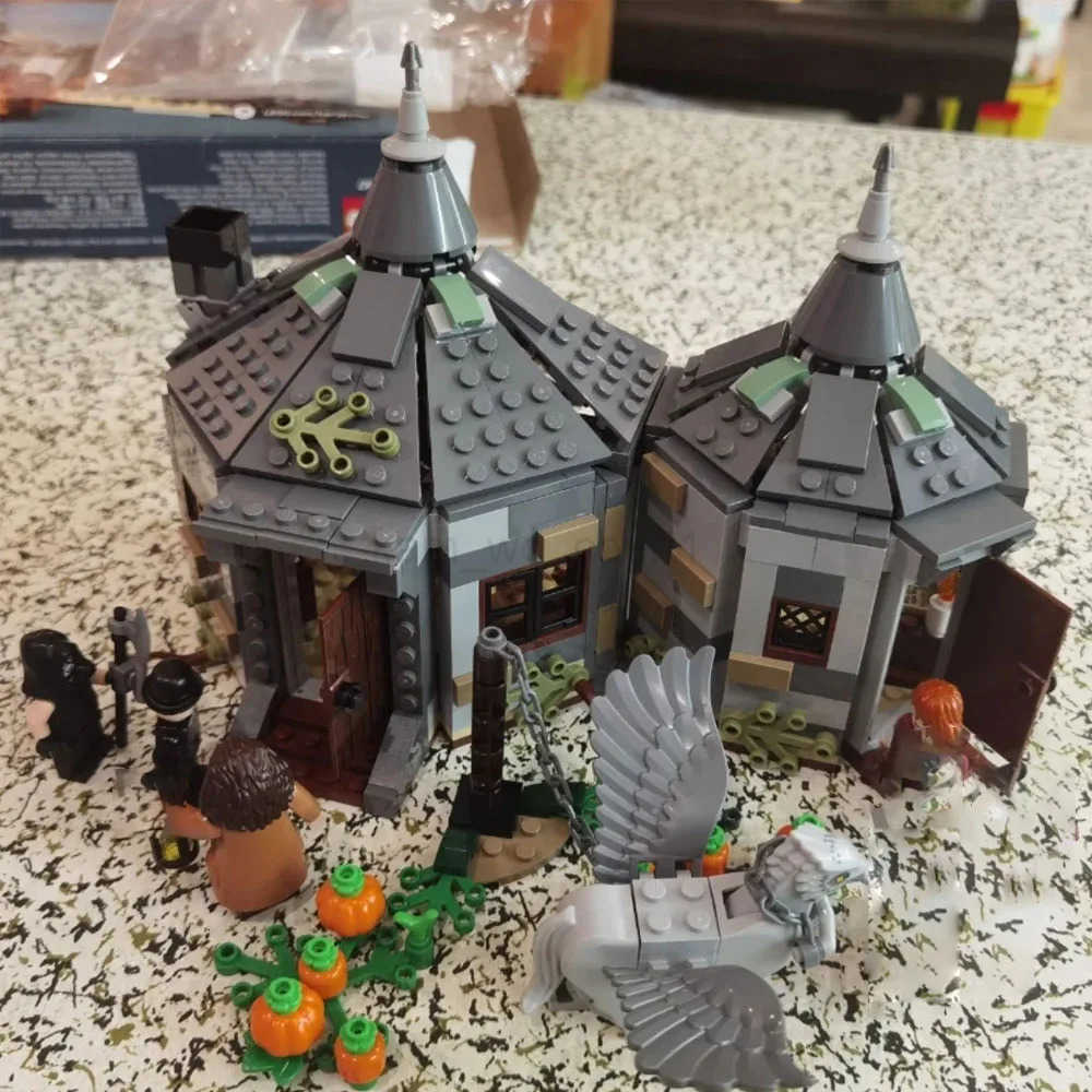 496Pcs MOC Movie Buckbeak Compatible Magical World House Building Blocks Children Toys Birthday Christmas Gift M250711