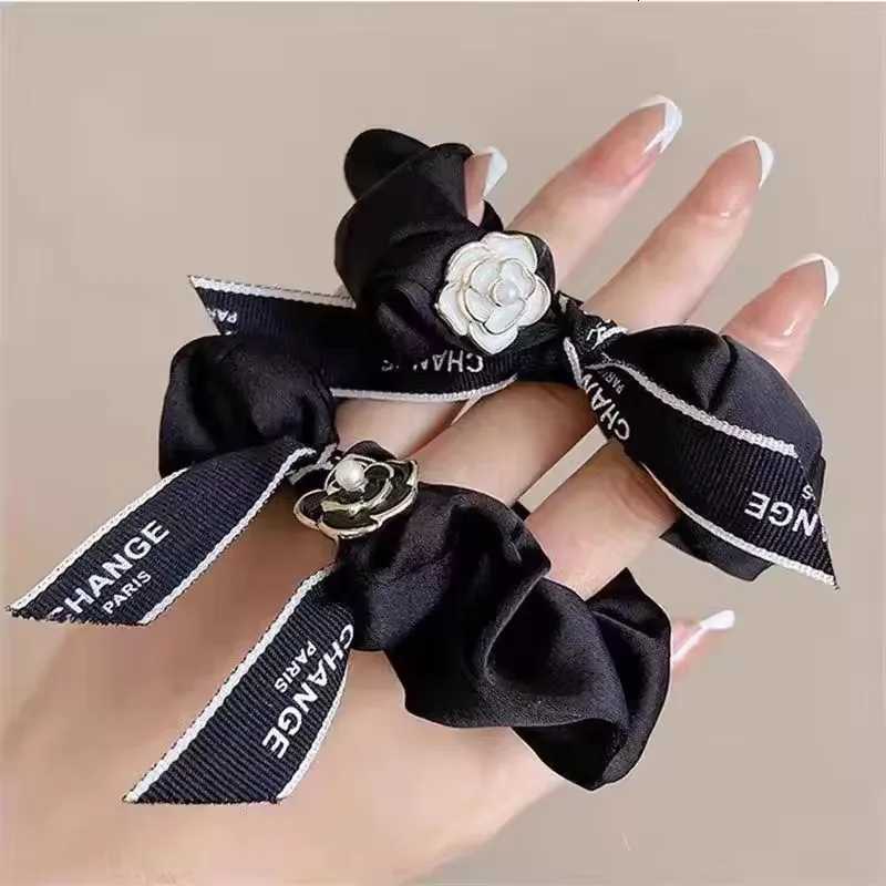 1pc Camellia Small Intestine Hairband Temperament Headpiece New Hair Rope and Elastic Band Female Hair Tie Rope Hair Accessory Y250711