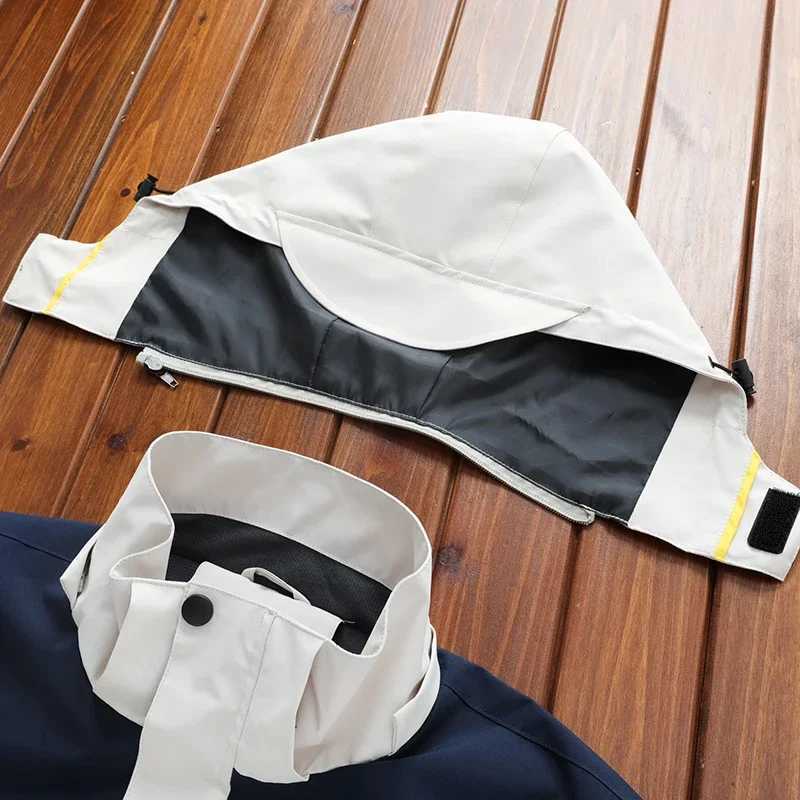 Autumn Couple Charge Jacket Casual Fashion Mountaineering Windproof Waterproof Wear-resistant Hooded Coat 2024 Mens Windbreaker W250711