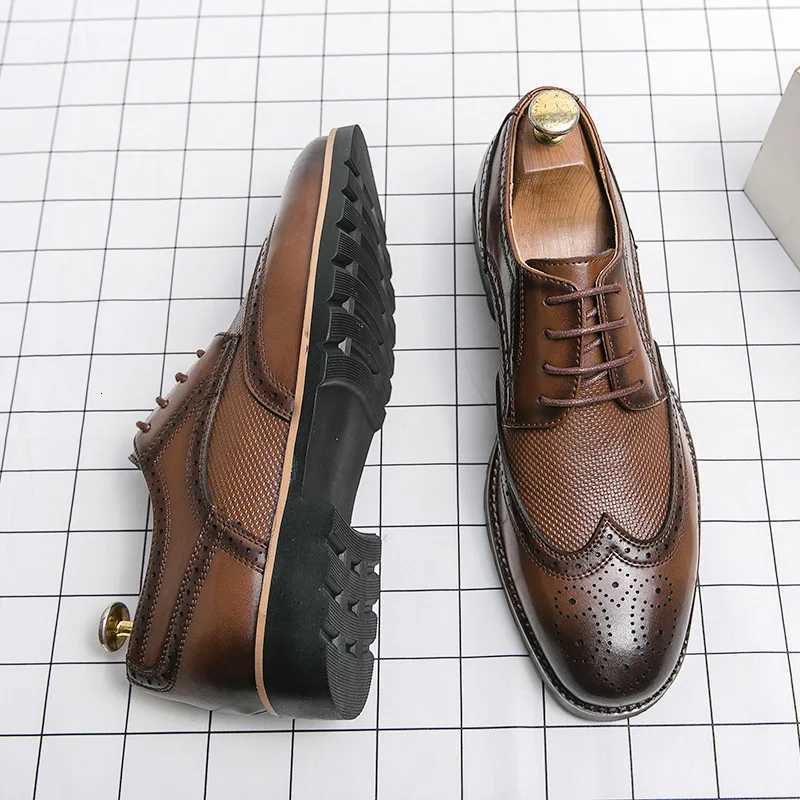 Handmade Oxford Shoes for Men Wingtip Leather Brogue Mens Dress Shoes Classic Business Formal Shoes Male Calfskin Leather ShoeXJ250710