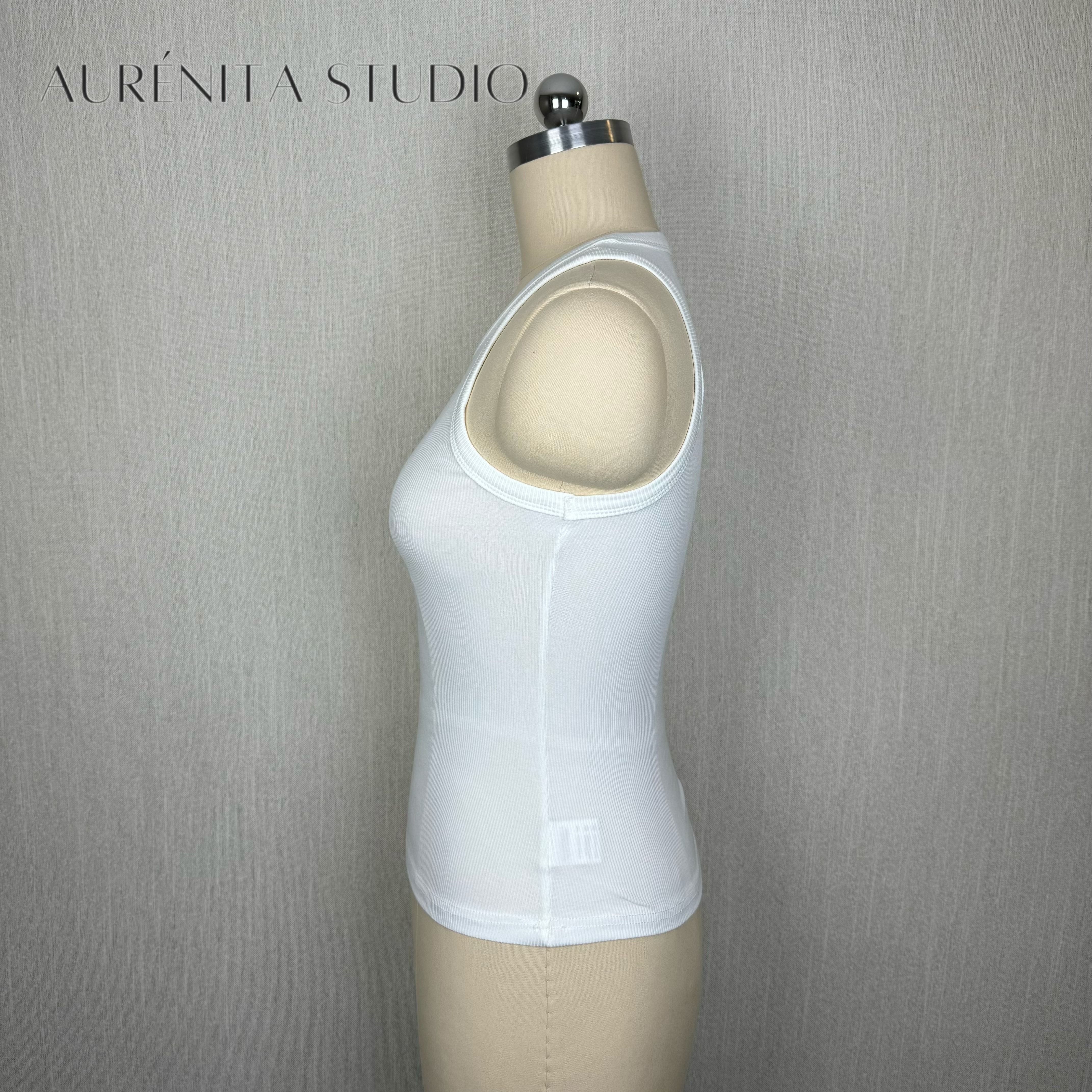 Women Knitted Tank Top White Top Sportswear Yoga Casual Lowe Designer Sleeveless 2025 Breathable Running Gym Outfits For Woman