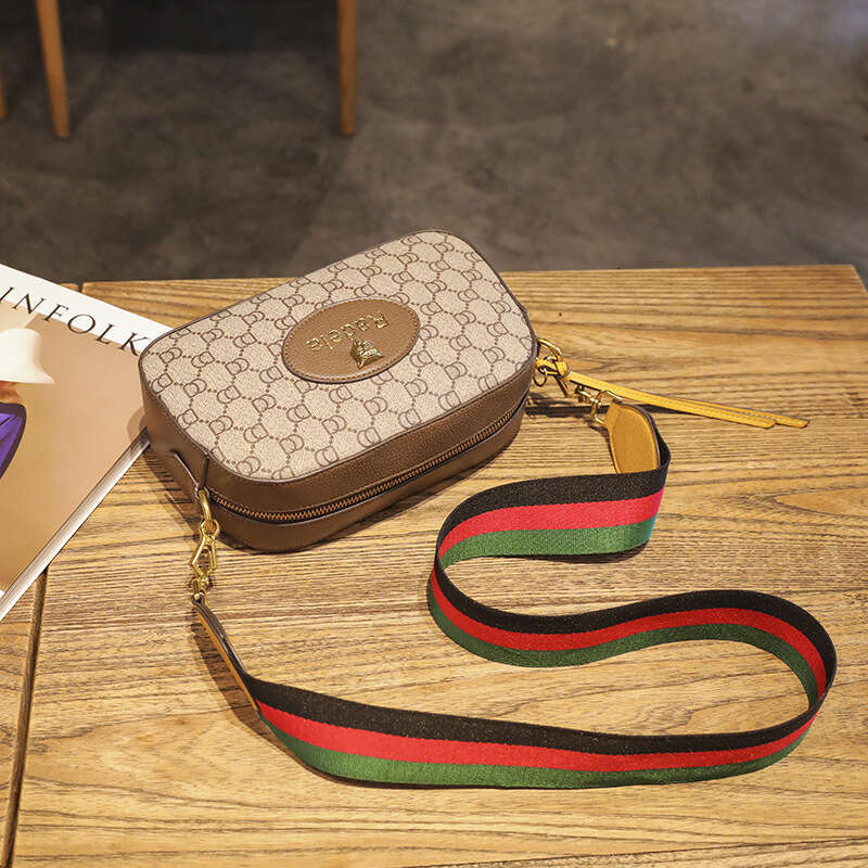 for Women 2025 New Style Tiger Head Camera Wide Strap Single Shoulder Crossbody Messenger Small Square Bag
