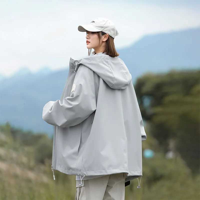 Women Spring Autumn Waterproof Hiking Jackets Men Outdoor Camping Trekking Fashion Hooded Windproof Windbreaker Rain Jackets W250711