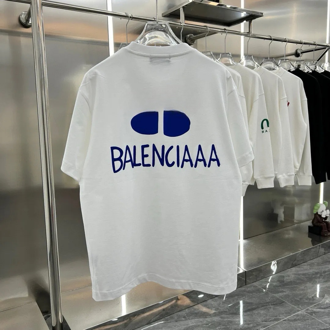 designer mens t shirts Europe Luxury letter Graphic printing Fashion Mens Tshirt Women Clothes Casual Cotton Tee