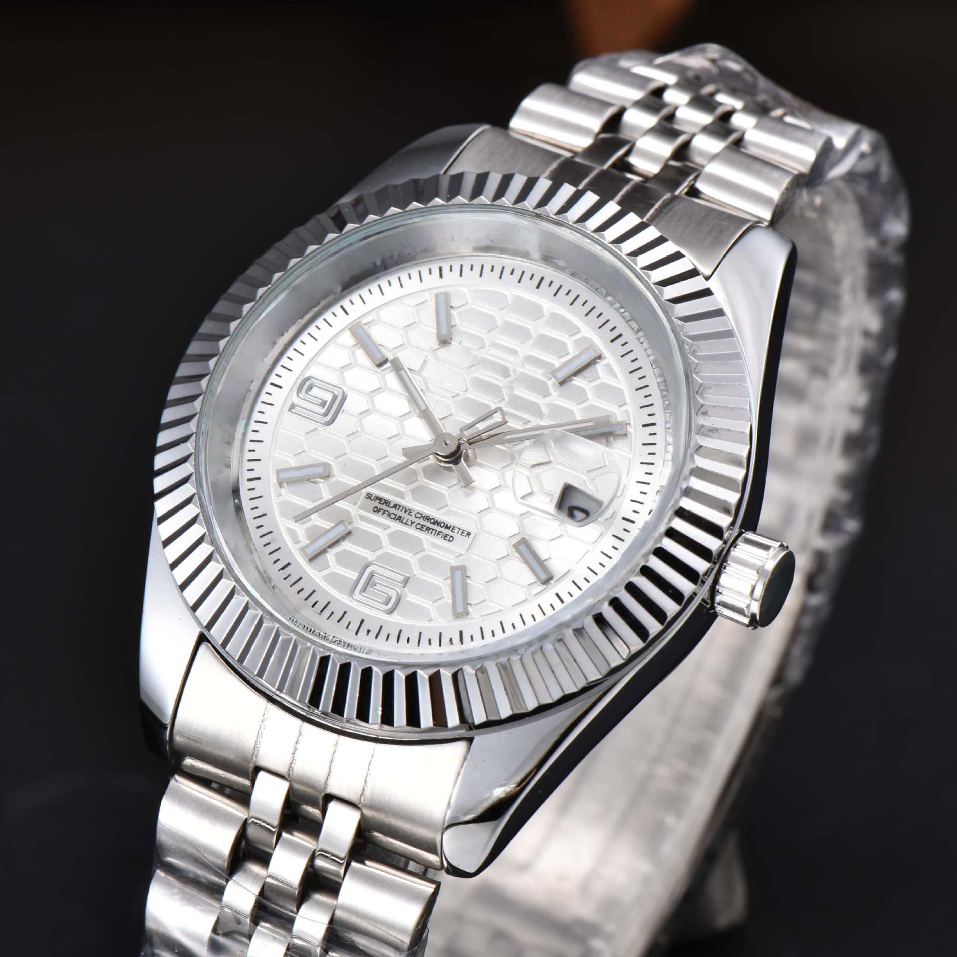 40MM Designer brand Mens watches calendar fashion quartz Watch Stainless steel Strap Modern Sports Movement wrist-watch classics Wristwatch Montre de luxe