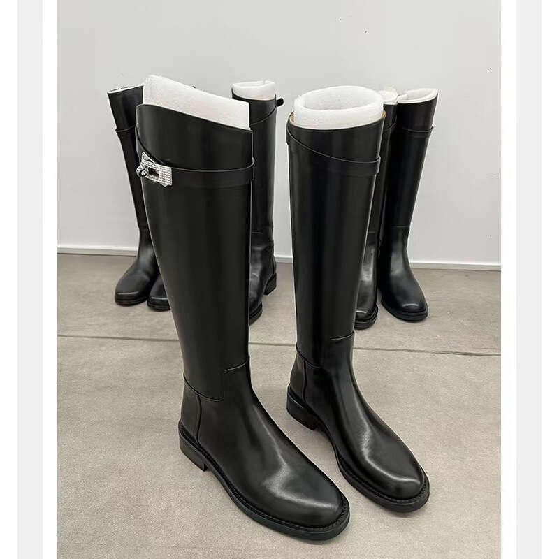 Grape Mom Same Style 2024 Autumn Winter New Long Fashion Thick Sole Round Toe Rhinestone Buckle High Tube Riding Boots for Women