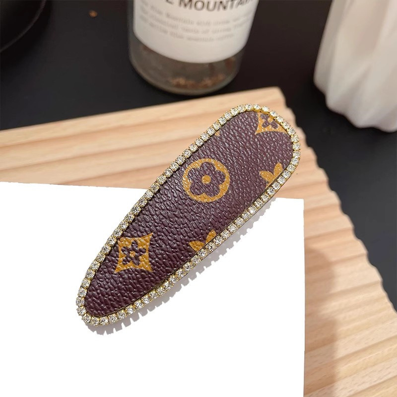 High-End Korean Claw Clip Simple Design Hair Clip for Women High-End Top Clip Side Clip Hair Clip 250711