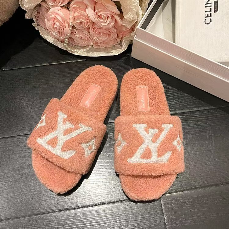 Designer Sandals plush Cotton Slippers Flip Flops Fashion Anti-Slip Female Slides Women Furry Fluffy Faux Fur Warm Indoor