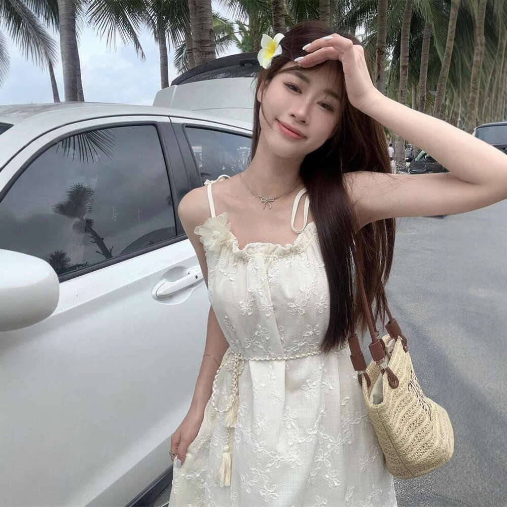 French Gentle Style Jacquard Strap Fairy Summer New High-End Slimming Edge Vacation Beach Dress B5