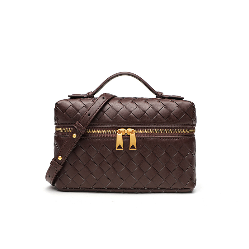 Hand - woven bags new style small square bags with a sense of high - end hand - held box bags single - shoulder and cross - body makeup bags