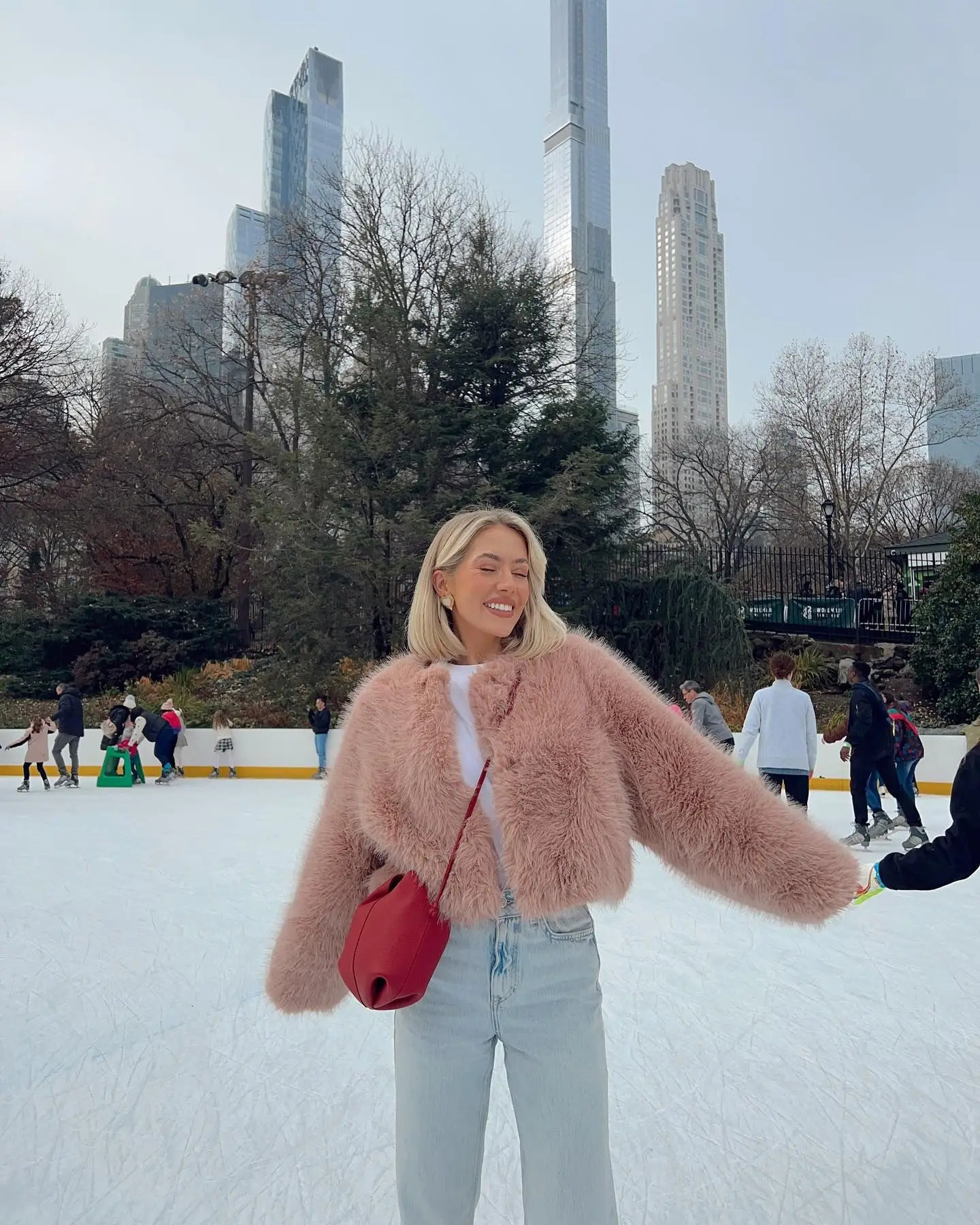 2025 Coat Fashion Cropped Faux Fur Coat Women Winter Cool Girls Fluffy Short Fur Jacket Streetwear Chic Jackets 250709