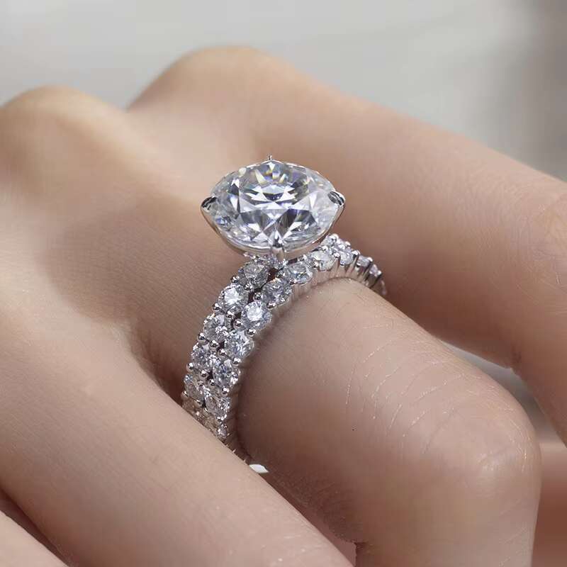 18K White Gold Engagement Ring Set 3CT 4CT 5CT Colorless Moissanite Diamond With Prong Setting Packaged in a Box for Parties