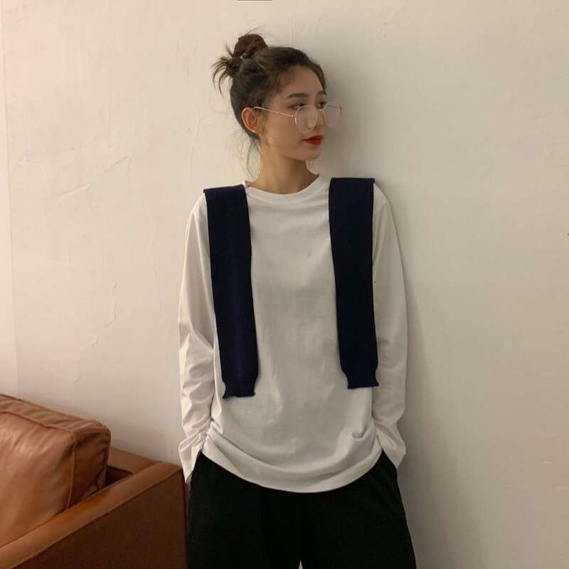 White Base Shirt Women, Autumn New Korean Style Fashionable Inner Wear, Solid Color Long Sleeve T-Shirt For Students, Trendy Women's Fashion B5