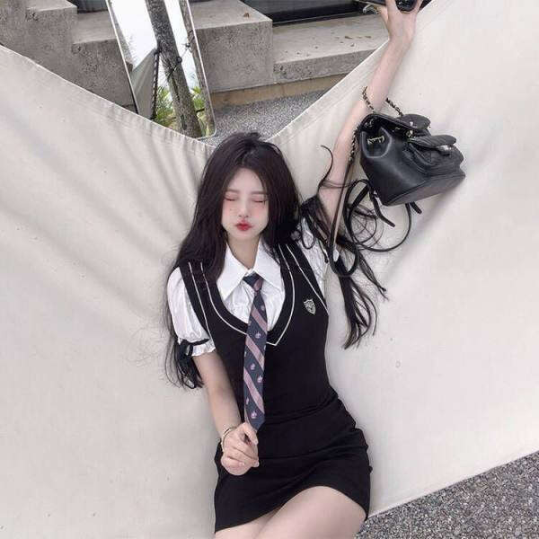 College Fake Two-Piece For Women Winter New Pure Desire Style Mid-Length Slim Fit Bodycon Dress B5