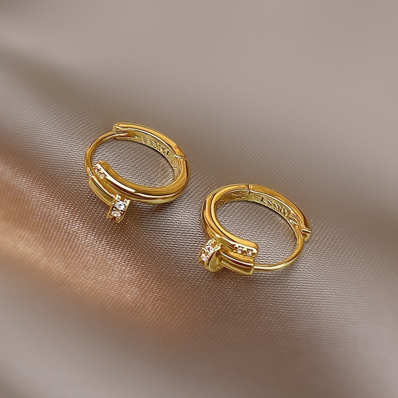 Simple Shiny Crystal Zircon Hoop Earrings For Women Rhinestone Metal gilding Cartilage Ear Piercing Jewels Girls Gift 250711