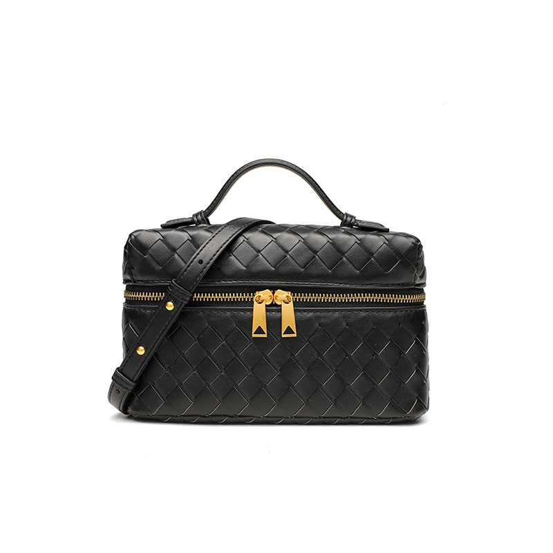 Hand - woven bags new style small square bags with a sense of high - end hand - held box bags single - shoulder and cross - body makeup bags