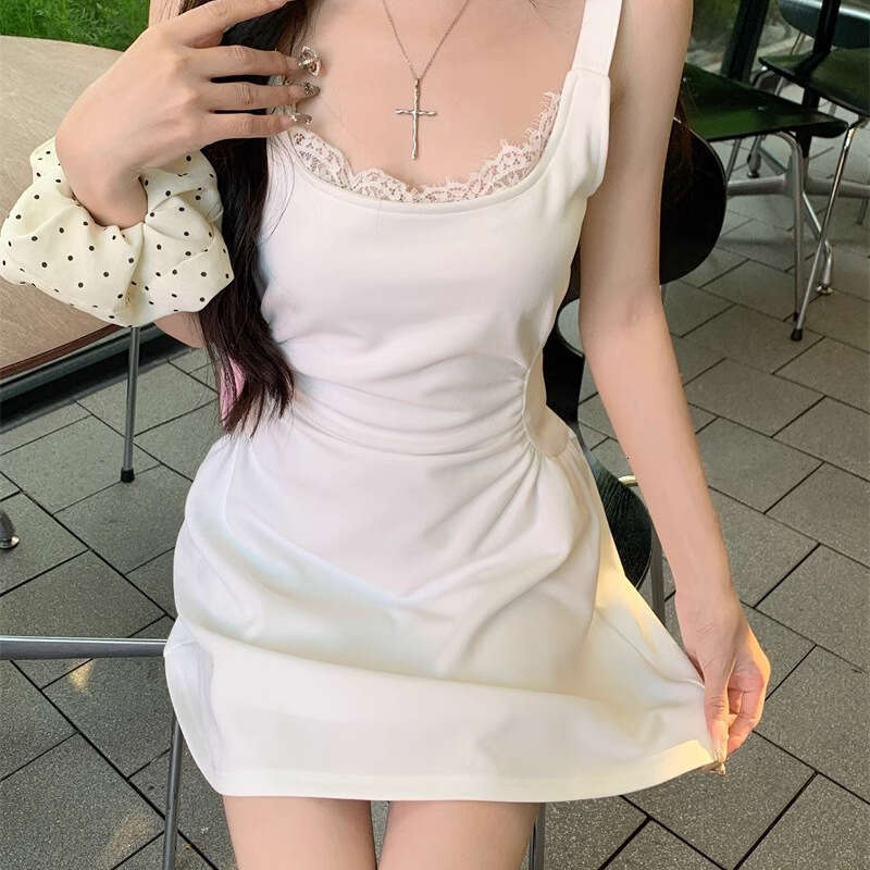 French Style Pure Desire Lace Strap For Women Summer Slim Fit Ruched Gentle Black Waist-Cinching A-Line Short Dress B5