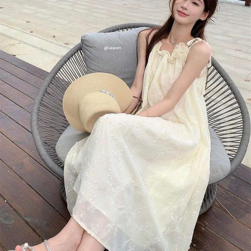 French Gentle Style Jacquard Strap Fairy Summer New High-End Slimming Edge Vacation Beach Dress B5