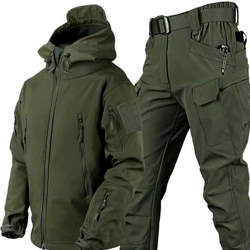 Winter Waterproof Tactical Jackets Sets for Men Outdoor Soft Shell Hiking Hunting Jacket Suit Fleece Cargo Pants Tracksuits W250711