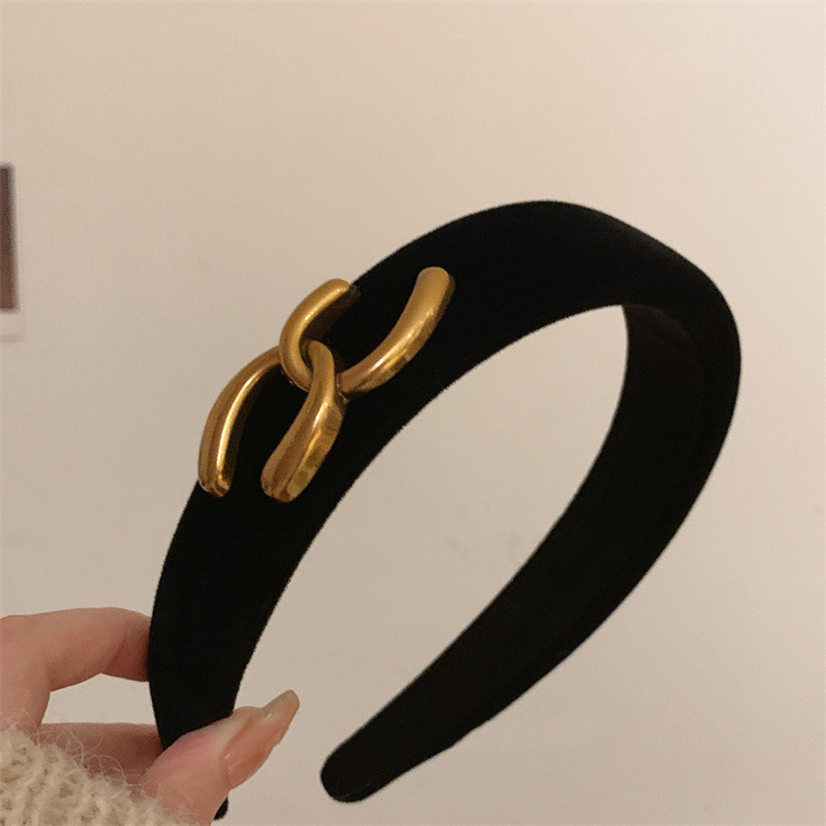 Minimalist High-End Headband for Women Autumn and Winter Internet Celebrity Face Washing Headband Versatile Elegant High Skull Top Hair Accessory 2507