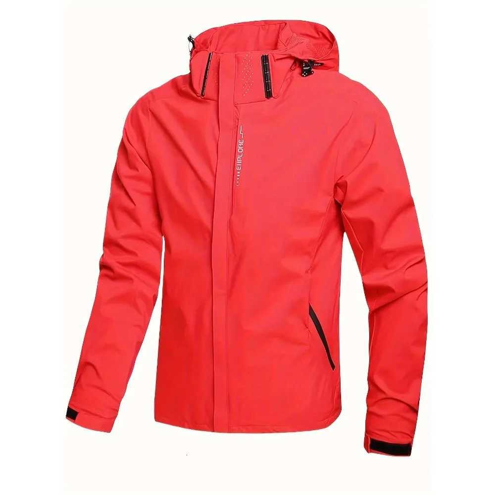 Mens Fashionable Waterproof Windproof Jacket Hooded Outdoor Hiking Camping Sports Windbreaker Jacket Lightweight Jacket W250711